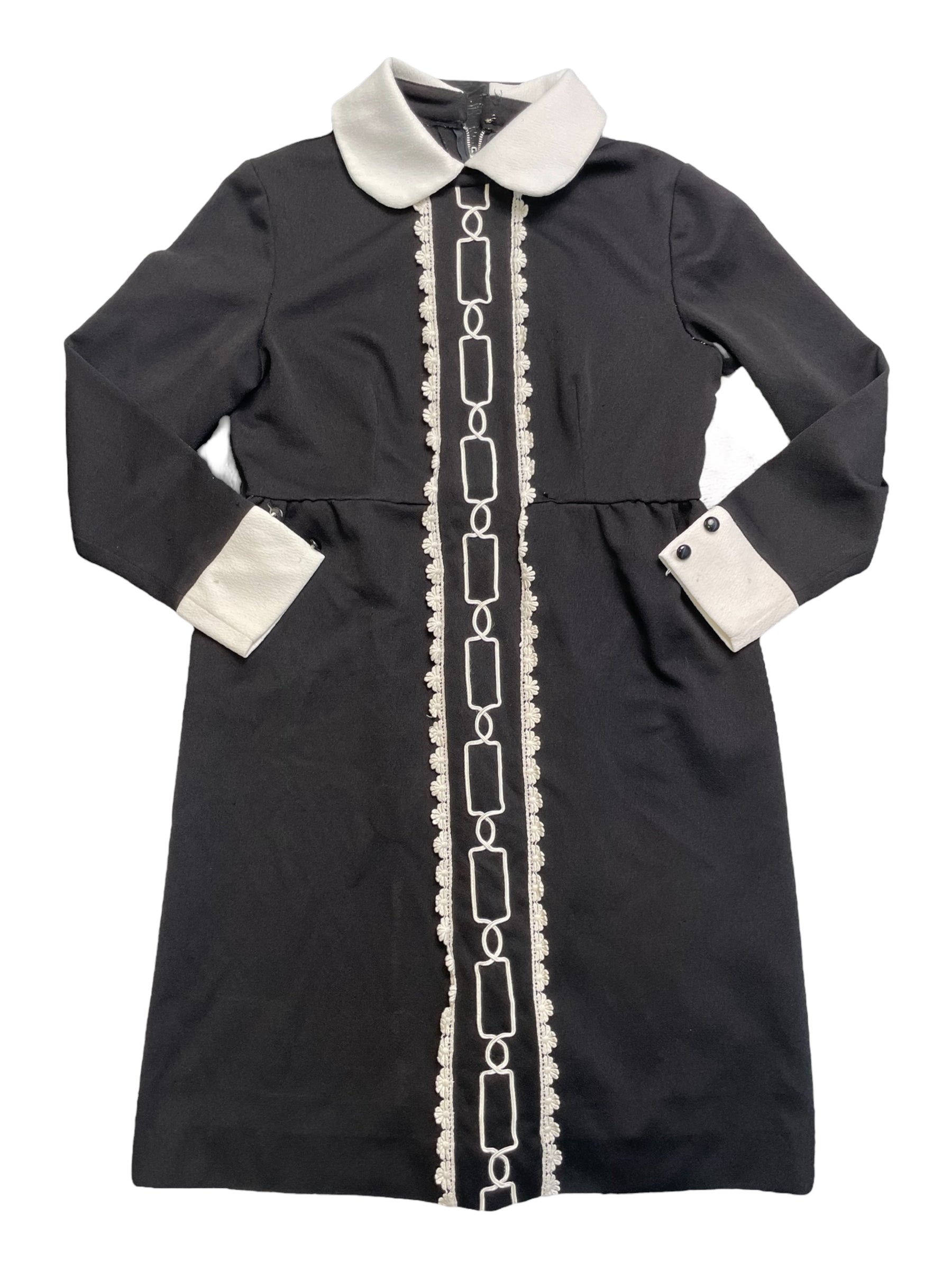 Vintage 60s Black and White Collared Long Sleeve Dress CARGO VINTAGE Vintage 60s Black and White Collared Long Sleeve Dress CARGO VINTAGE