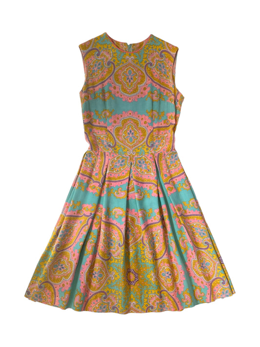 Vintage 60s L’Aiglon Bright Playful Paisley Sleeveless Mini Dress